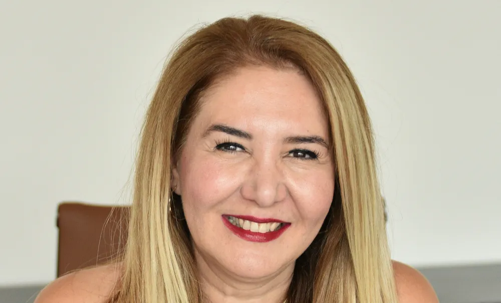 Siz de mi başka kültürde yaşıyor ve çalışıyorsunuz?